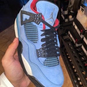 Air Jordan 4 Travis Scott